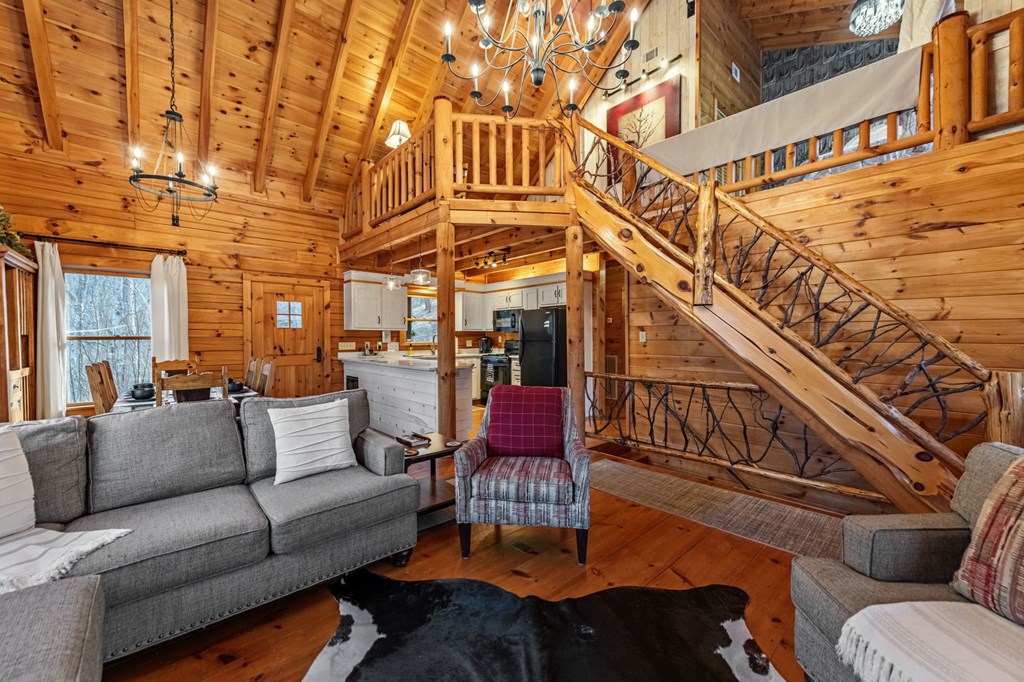 428743 Blue Ridge Residential