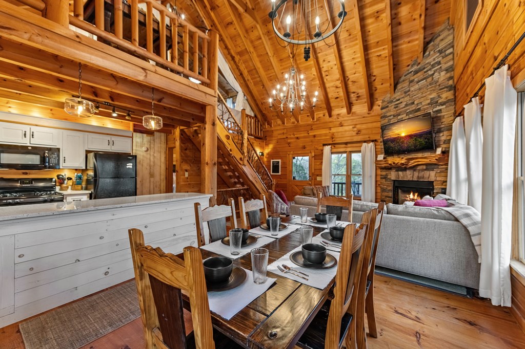 428743 Blue Ridge Residential