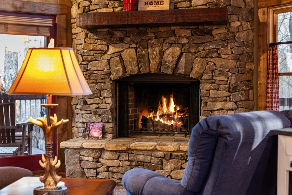 428745 Blue Ridge Residential