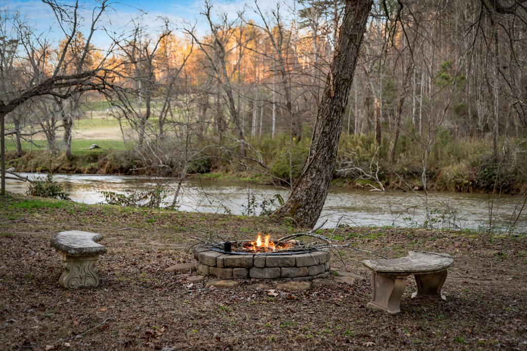 428745 Blue Ridge Residential