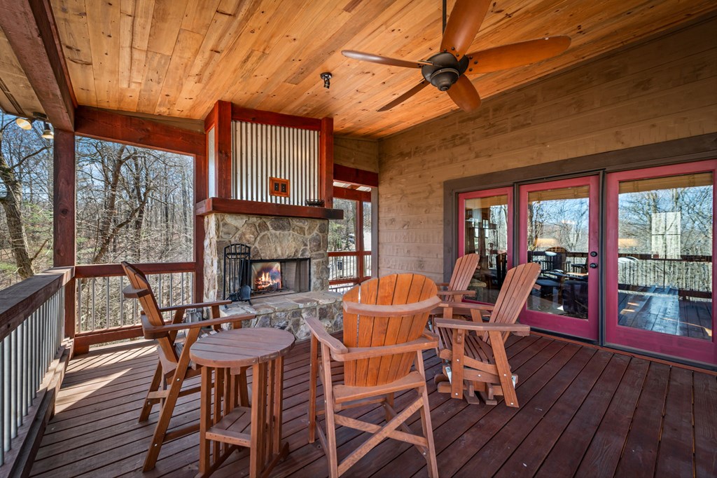 428745 Blue Ridge Residential