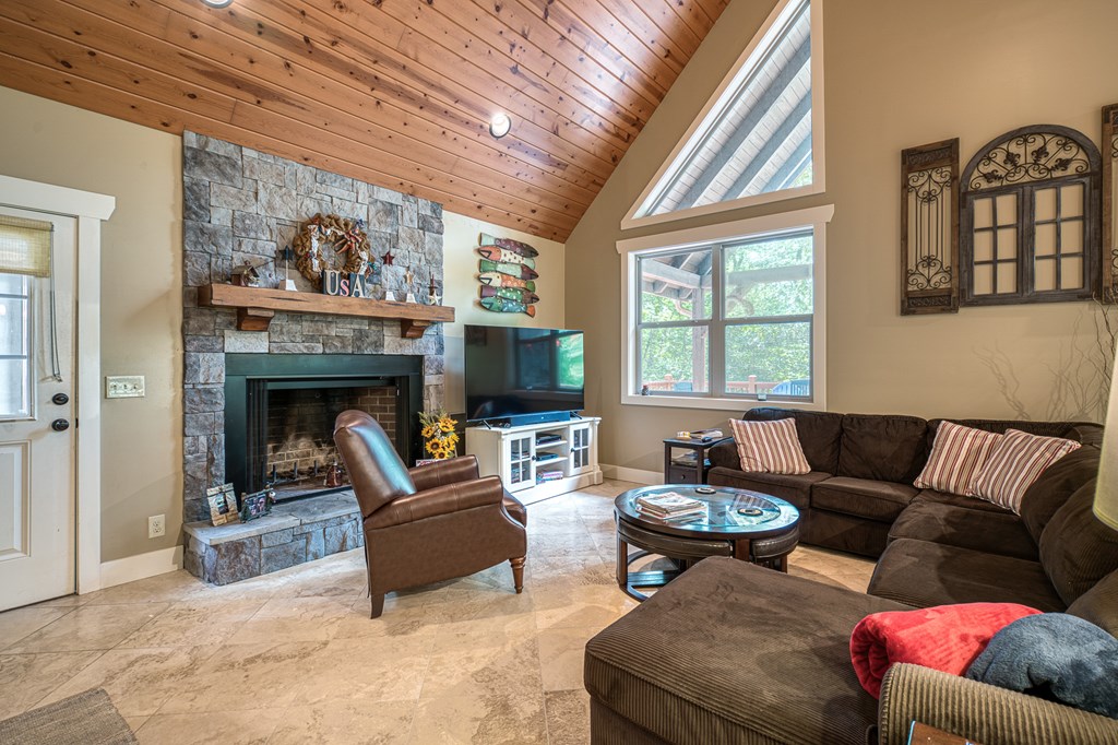 428750 Murphy Residential