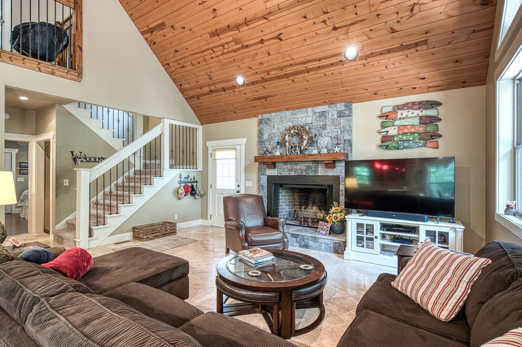 428750 Murphy Residential