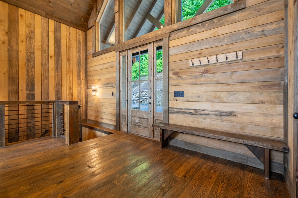 428756 Blue Ridge Residential