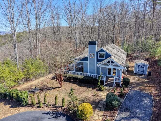 428758 Young Harris Residential