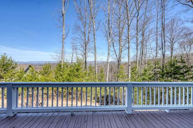 428758 Young Harris Residential