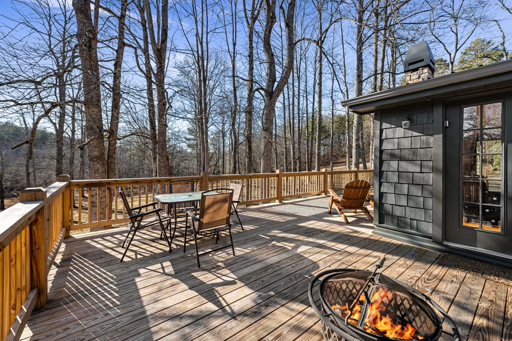 428762 Mineral Bluff Residential