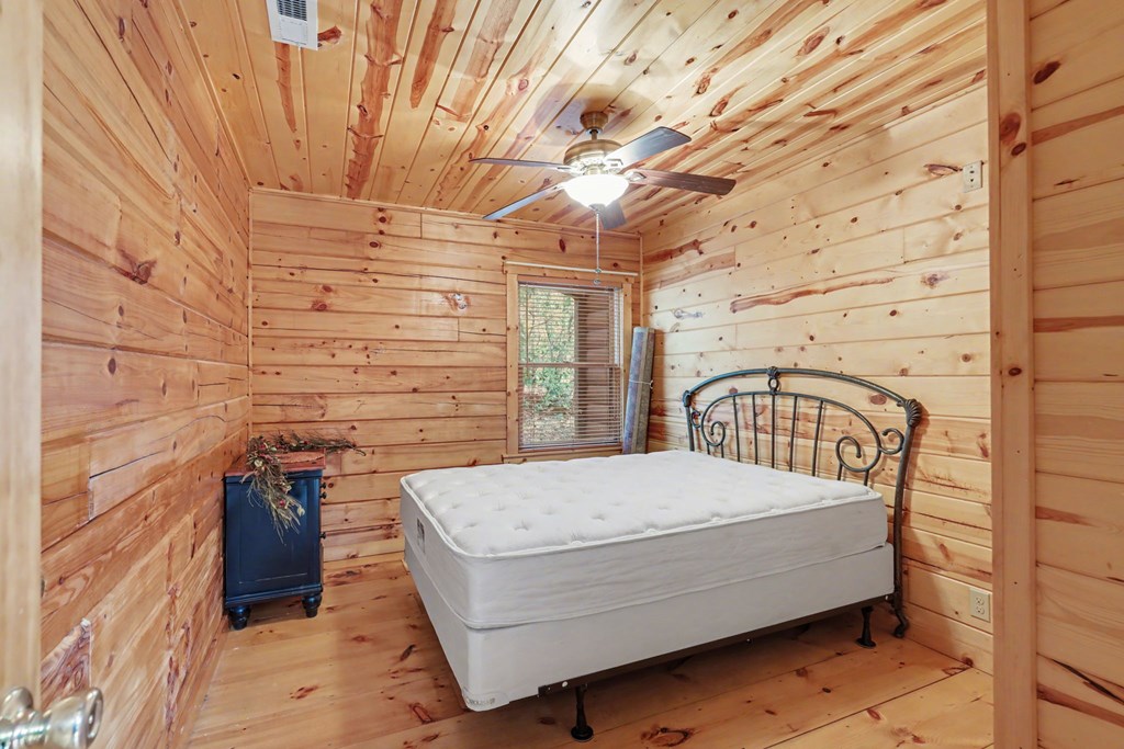 428766 Murphy Residential