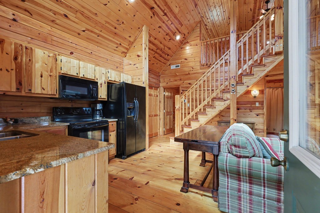 428766 Murphy Residential