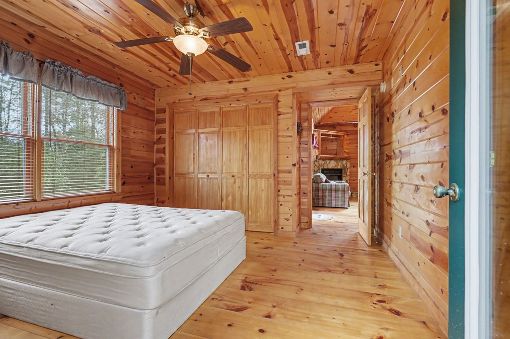 428766 Murphy Residential