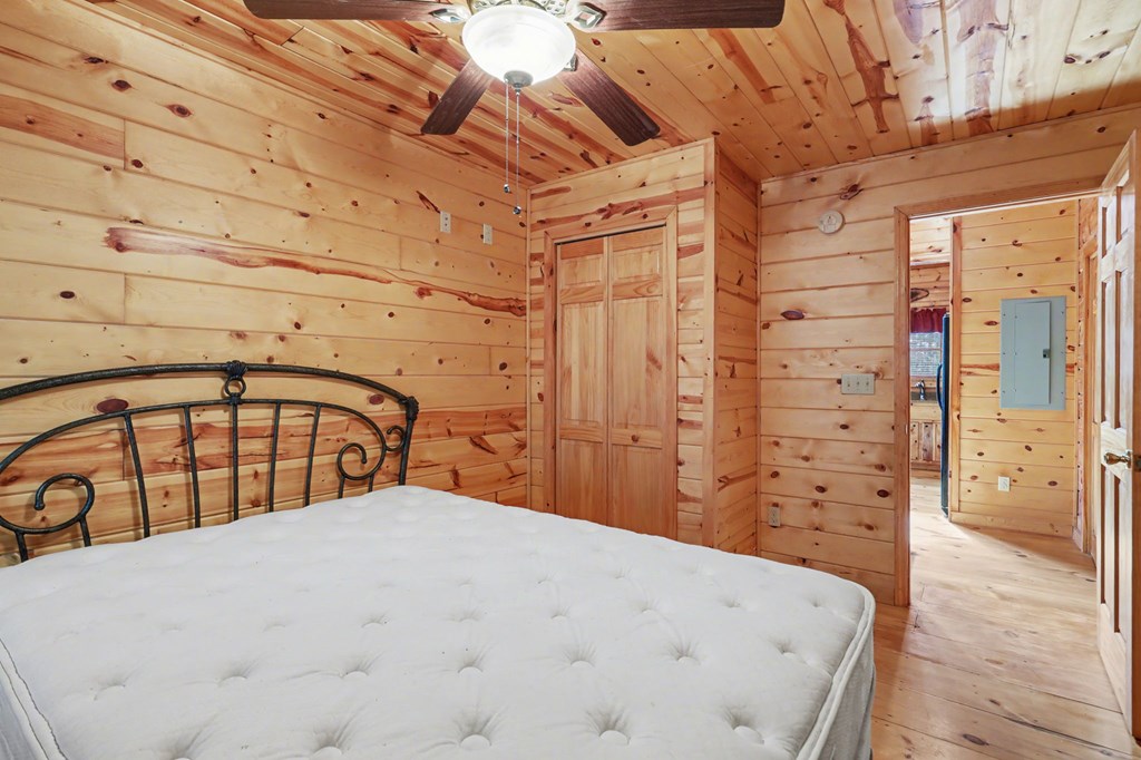 428766 Murphy Residential