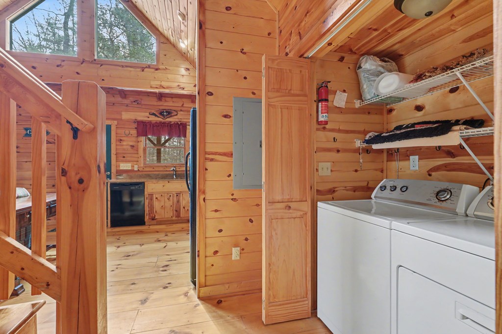 428766 Murphy Residential