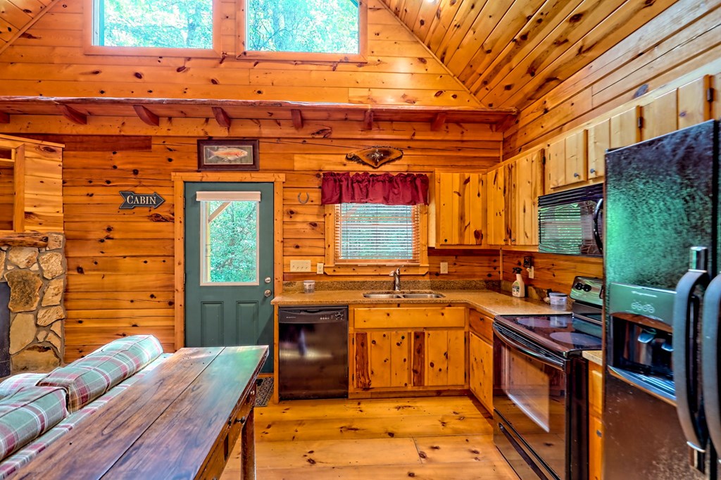 428767 Murphy Residential