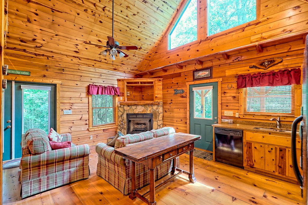 428767 Murphy Residential