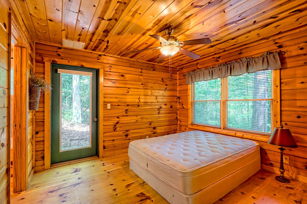 428767 Murphy Residential