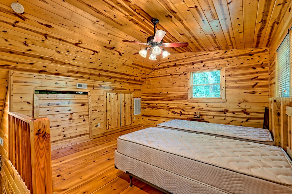 428767 Murphy Residential