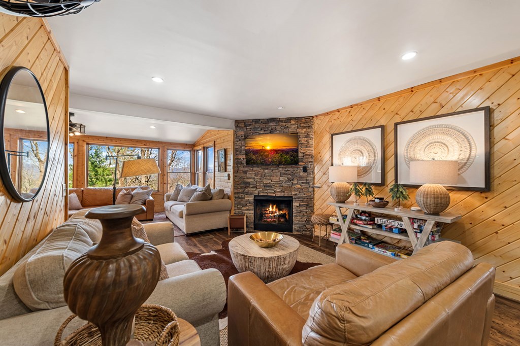 428778 Ellijay Residential