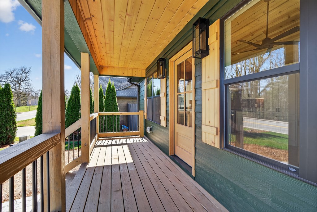 428792 Blue Ridge Residential