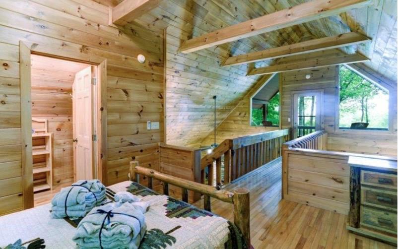 428793 Blue Ridge Residential