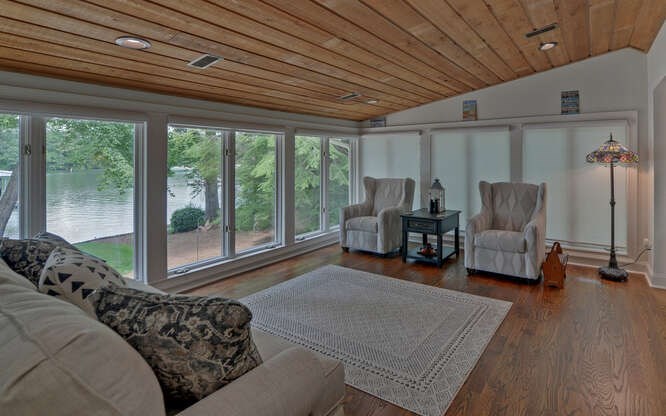 428797 Hiawassee Residential