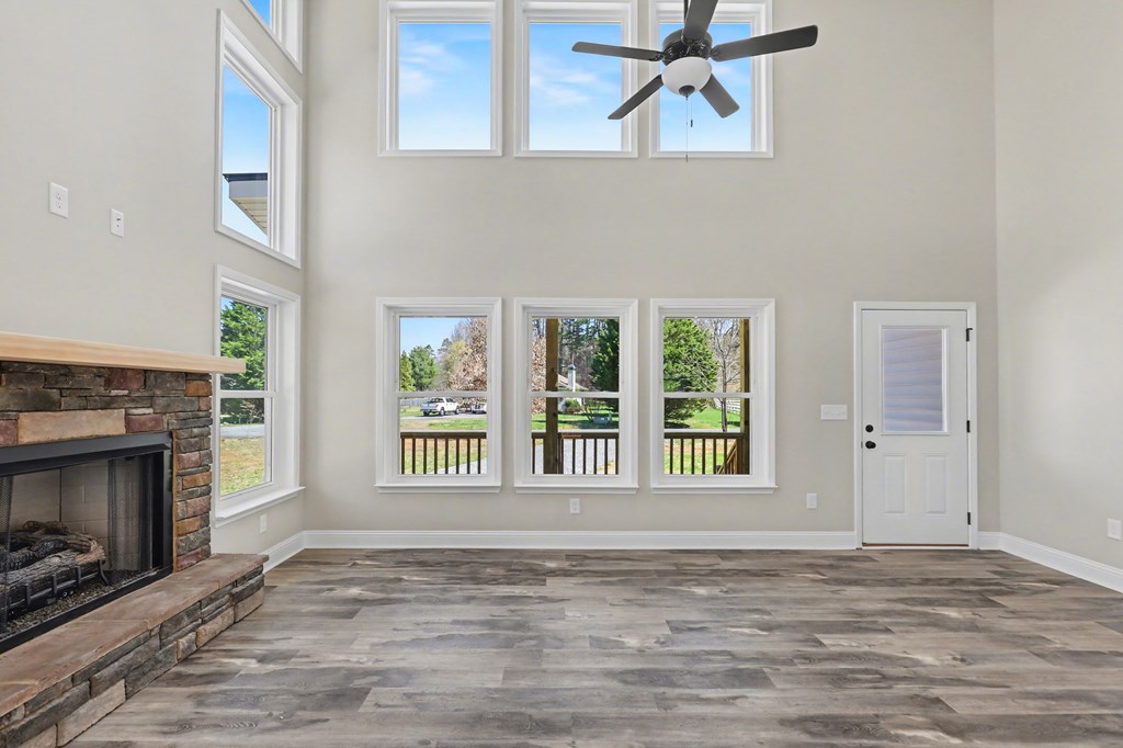 428807 Hayesville Residential