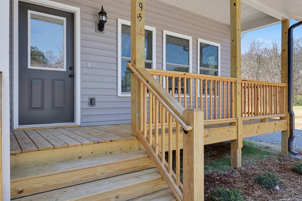 428807 Hayesville Residential