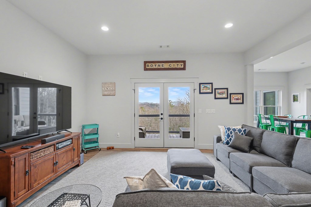 428809 Blairsville Residential