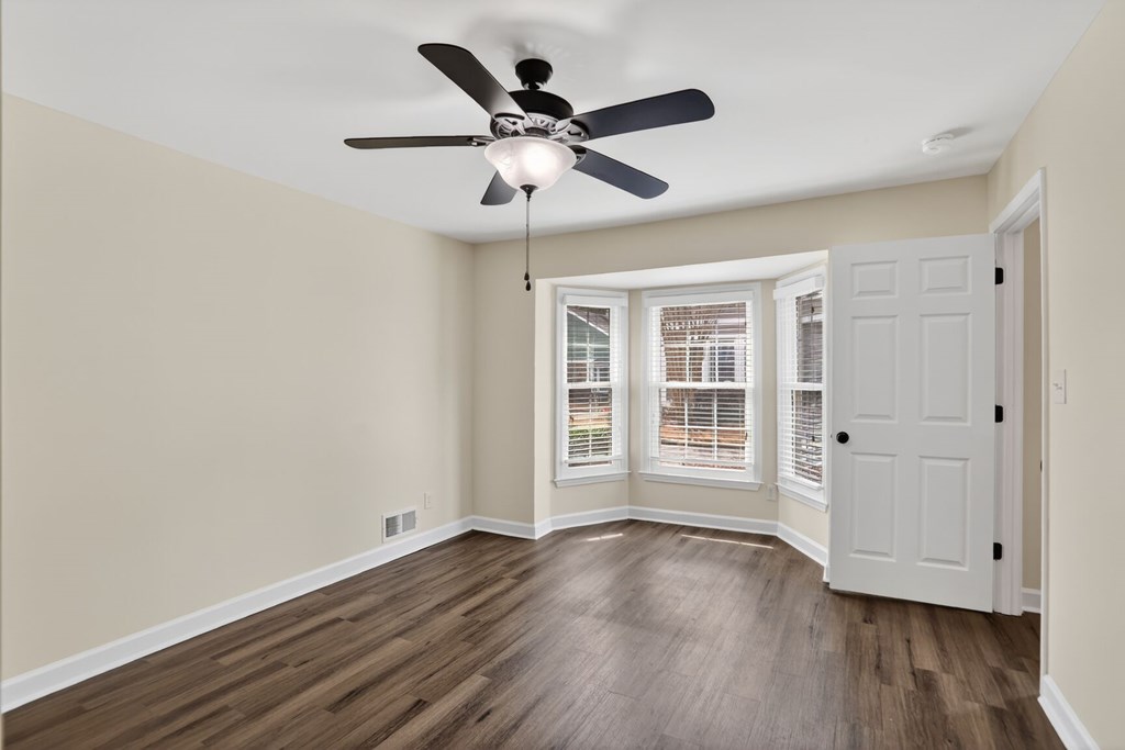 428813 Decatur Condominium