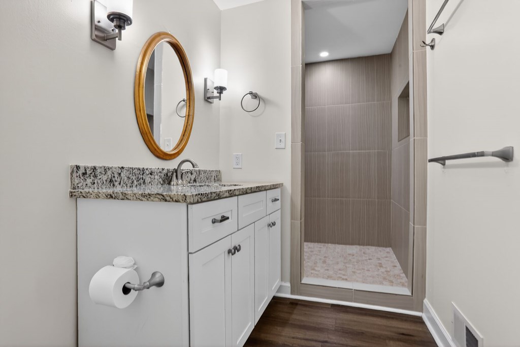 428813 Decatur Condominium