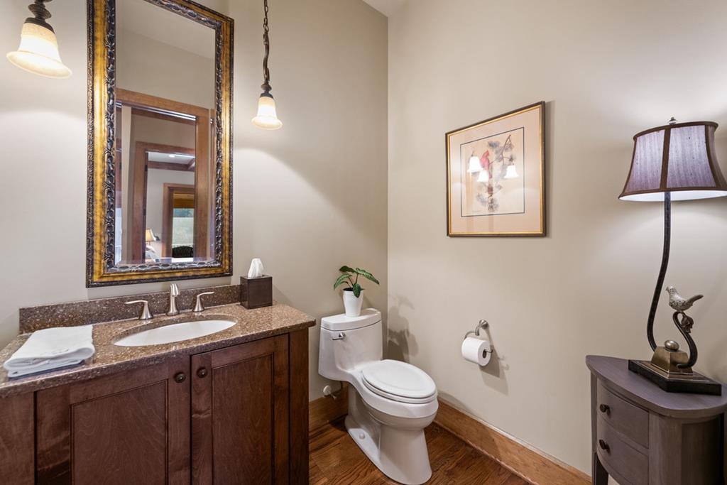 428815 Mineral Bluff Residential