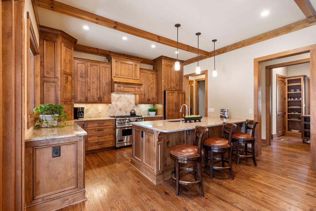 428815 Mineral Bluff Residential