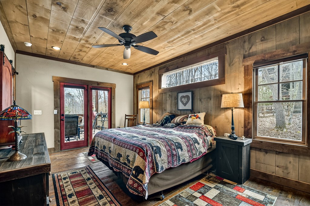 428825 Blue Ridge Residential