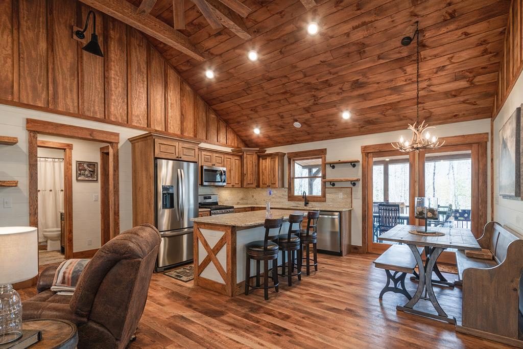 428829 Morganton Residential