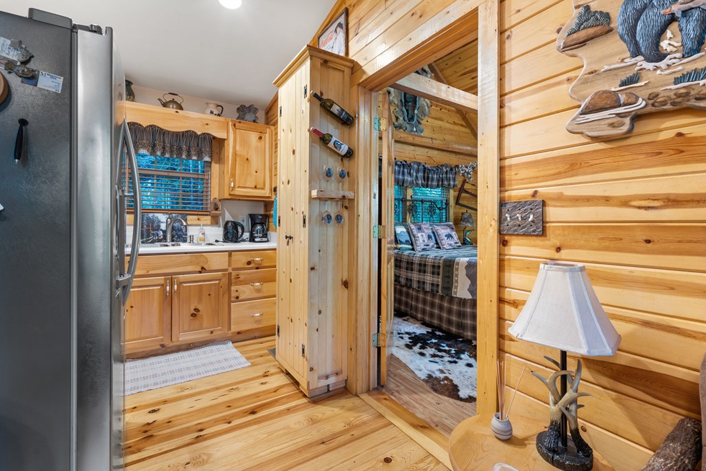 428833 Hiawassee Residential