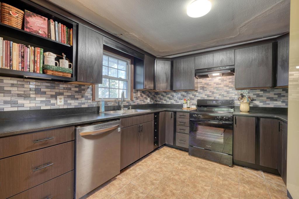 428834 Morganton Residential