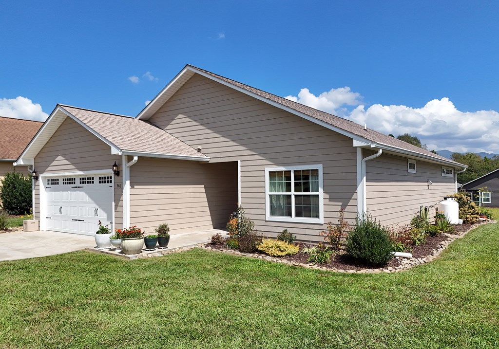 428838 Hayesville Residential