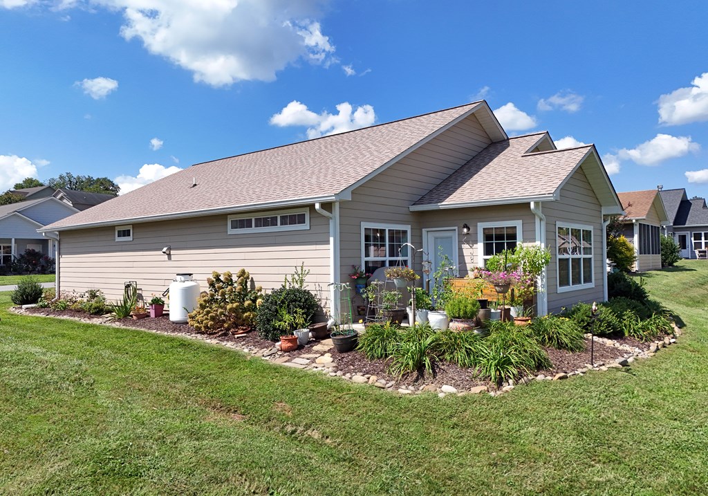 428838 Hayesville Residential