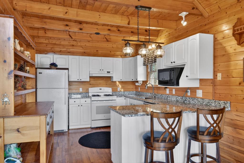 428846 Blue Ridge Residential