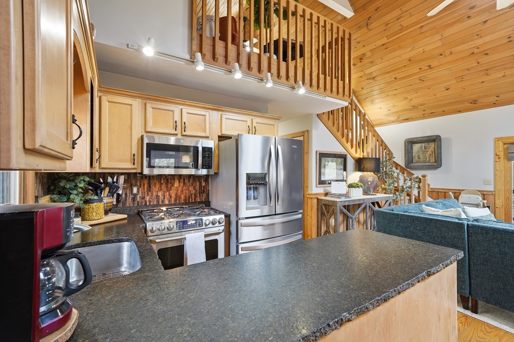 428848 McCaysville Residential