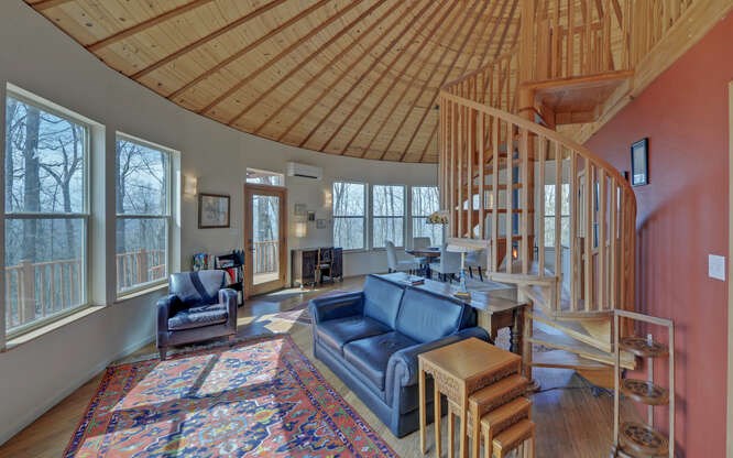 428853 Hiawassee Residential