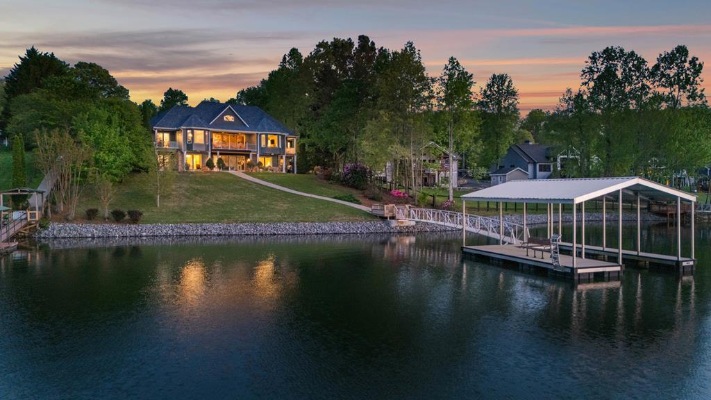 428856 Hiawassee Residential