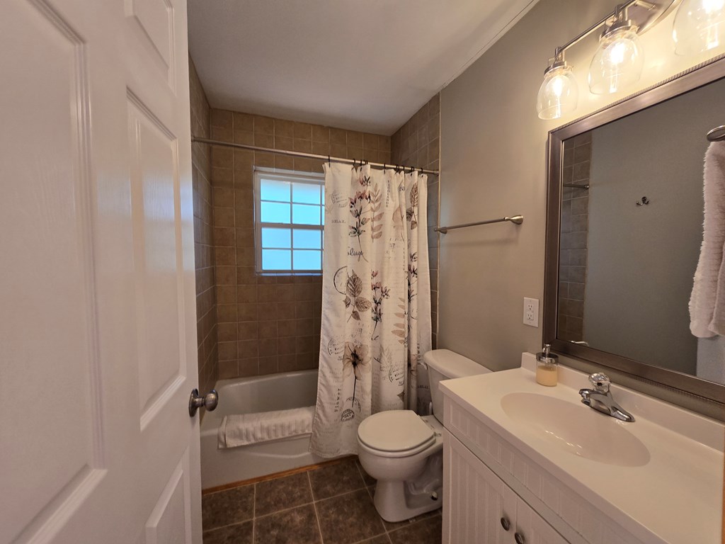 428857 Murphy Residential