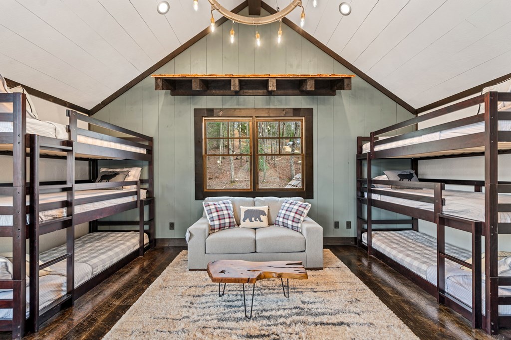 428858 Blue Ridge Residential