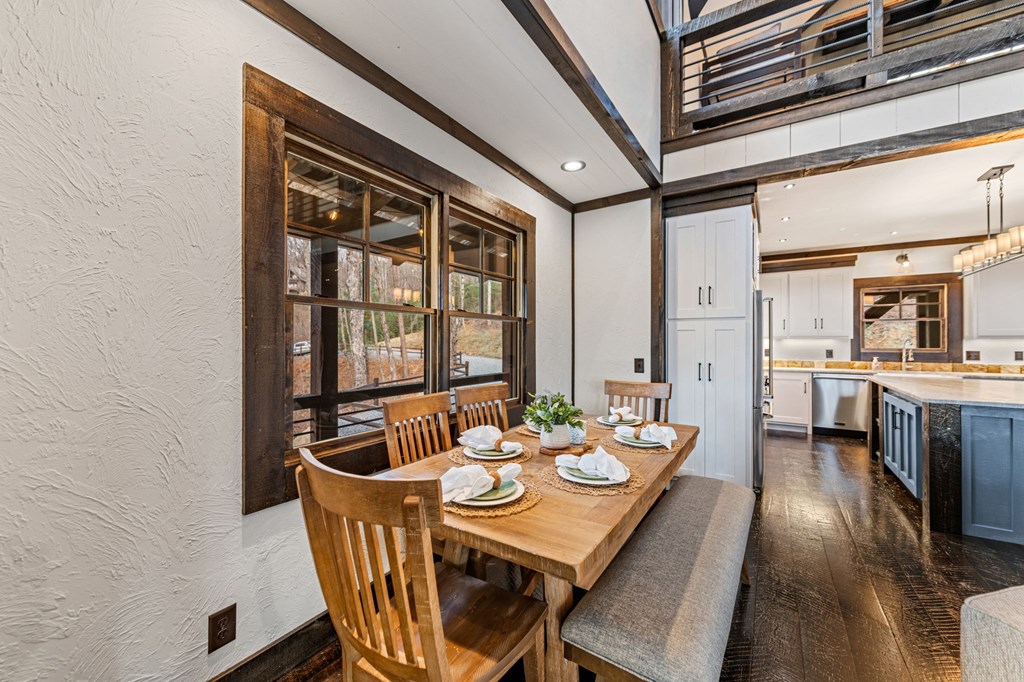 428858 Blue Ridge Residential