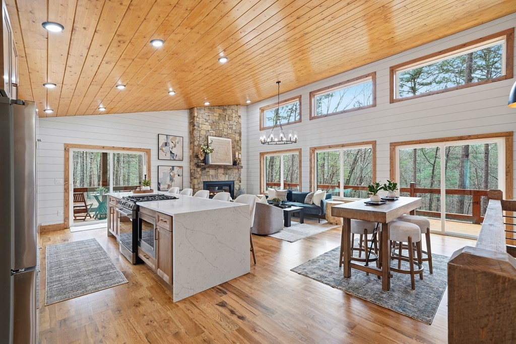 428859 Ellijay Residential