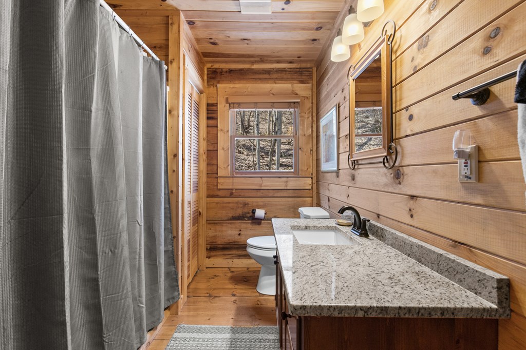 428861 Blue Ridge Residential