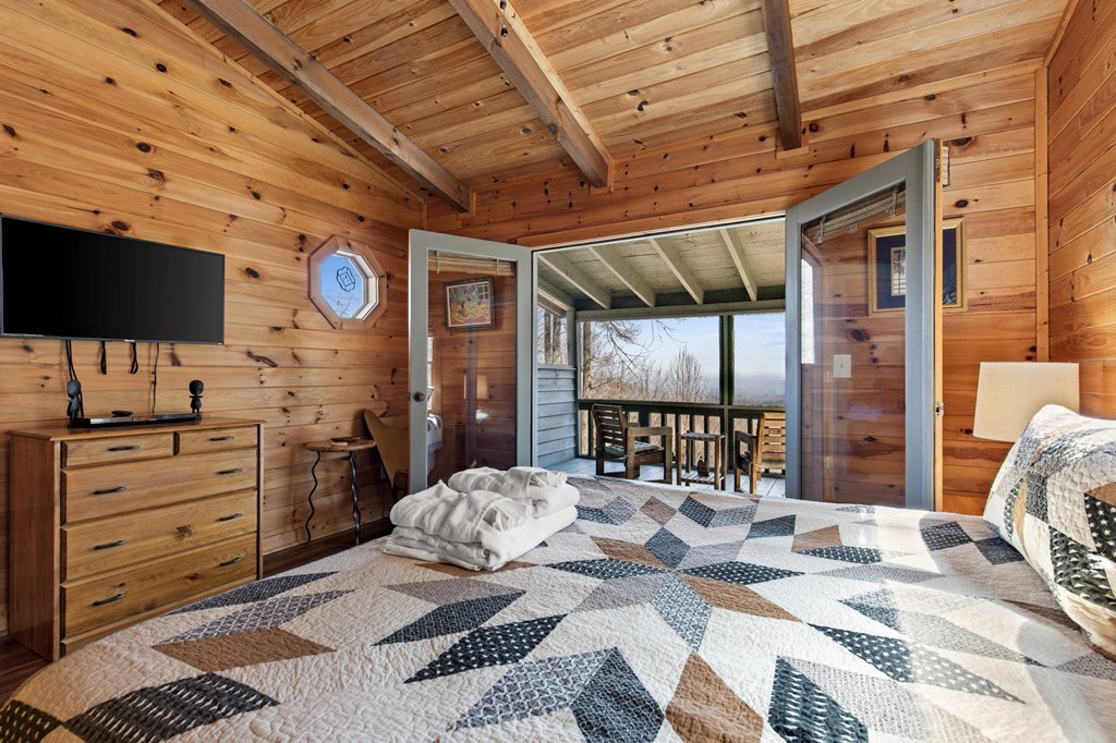 428861 Blue Ridge Residential