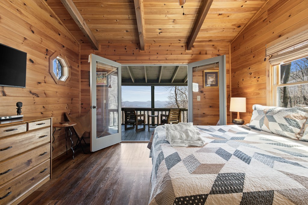 428861 Blue Ridge Residential