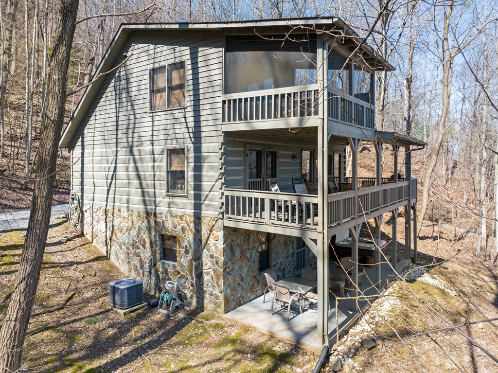 428861 Blue Ridge Residential