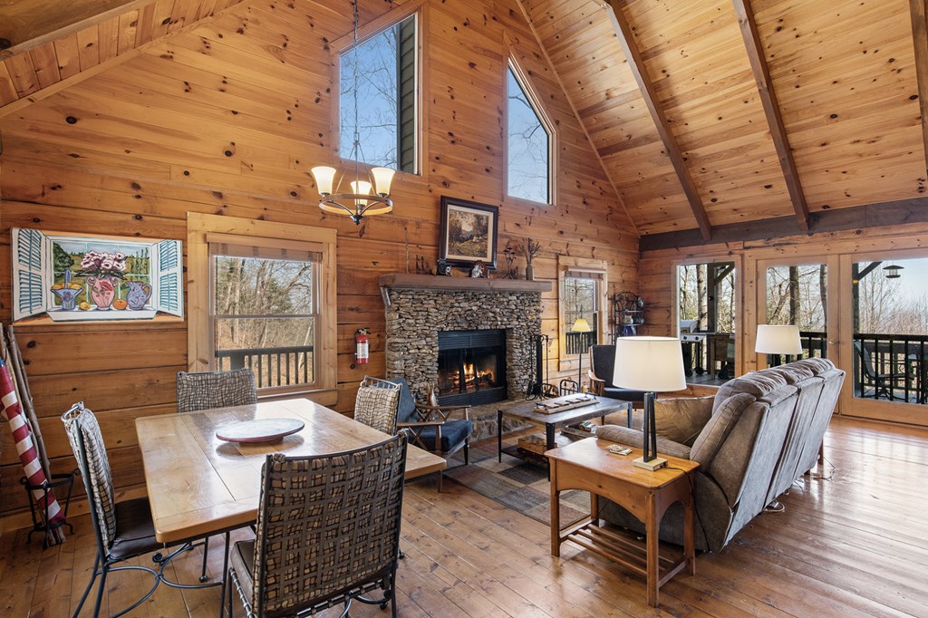 428861 Blue Ridge Residential